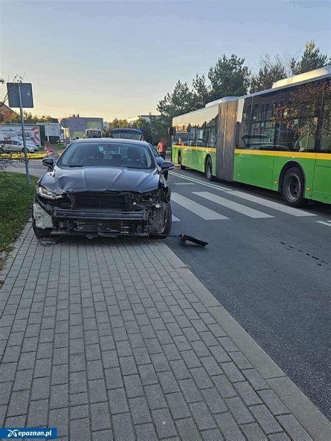 schemat miejsca wypadku z udziałem autobusu i tira