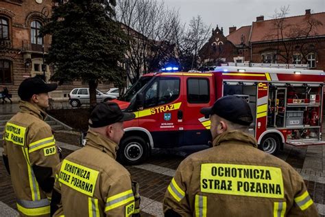 Zdjęcie strażaków OSP Myślenice Śródmieście z okresu powojennego