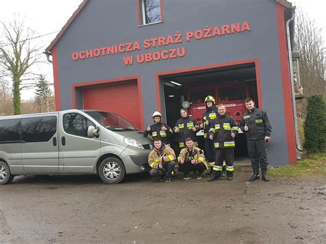 zdjęcie dużego wozu bojowego OSP Zakrzew z 13 tonami wody