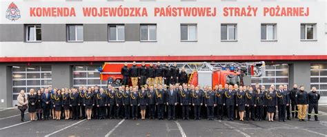 Zdjęcie budynku Komendy Głównej Państwowej Straży Pożarnej w Warszawie