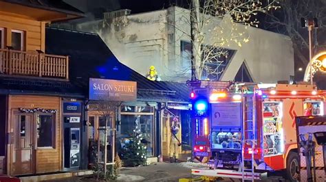 zdjęcie płonącego lokalu gastronomicznego na Krupówkach w Zakopanem