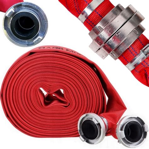 schematyczny przekrój węża strażackiego z zaznaczoną warstwą gumy i oplotem poliestrowym