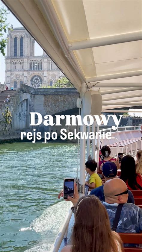 Fotografia prawej burty Titanica z widoczną czarną plamą przed rejsem