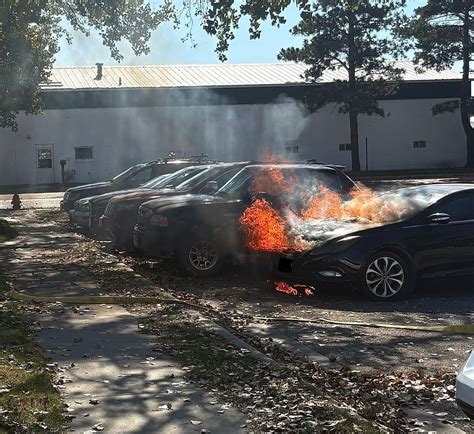 Thematic photo of a car fire on a parking lot