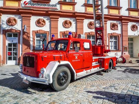 Zdjęcie historyczne przedstawiające samochód Magirus Deutz OSP Czerniec