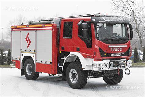 Zdjęcie średniego samochodu ratowniczo-gaśniczego Iveco Eurocargo 150-320