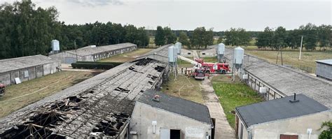 Budynek laboratorium badawczego objęty pożarem