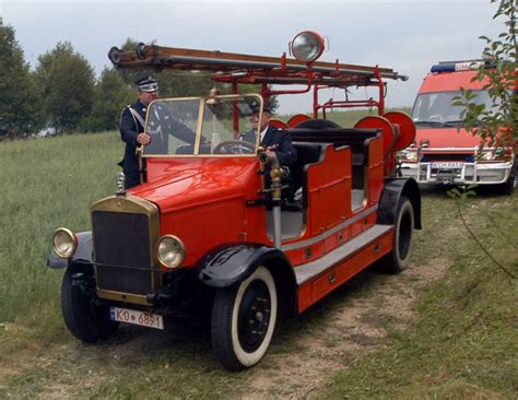 Samochód strażacki Mercedes z 1926 roku, Małopolskie Muzeum Pożarnictwa w Alwerni