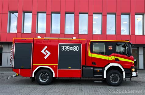 Wóz ratowniczo-gaśniczy Ochotniczej Straży Pożarnej w gotowości