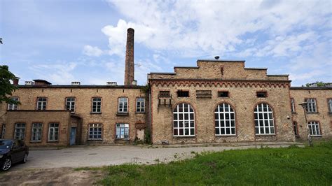 Zdjęcie Pałacu Branickich w Choroszczy lub budynku szpitala psychiatrycznego (dawna fabryka Moesów)