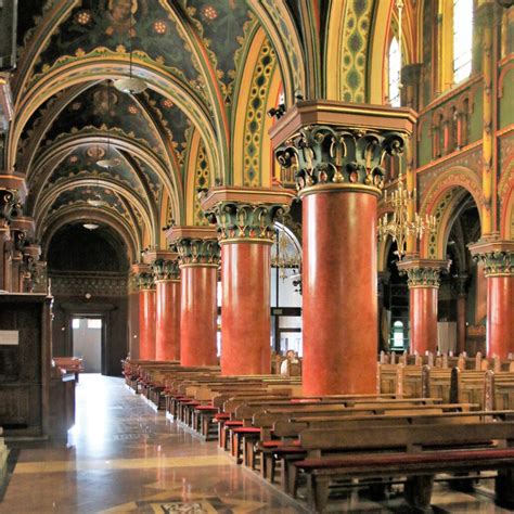 Architektura i historyczne wnętrze Katedry w Sosnowcu przed pożarem