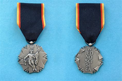 Ilustracja Krzyża Rycerskiego Świętego Floriana