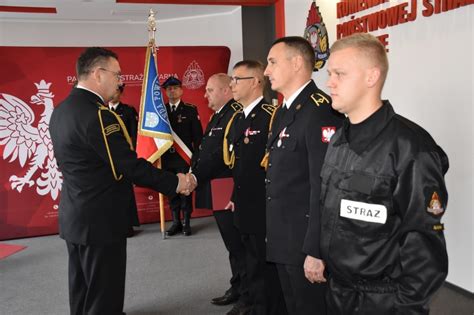 Tabela przedstawiająca staż służby wyróżnionych strażaków