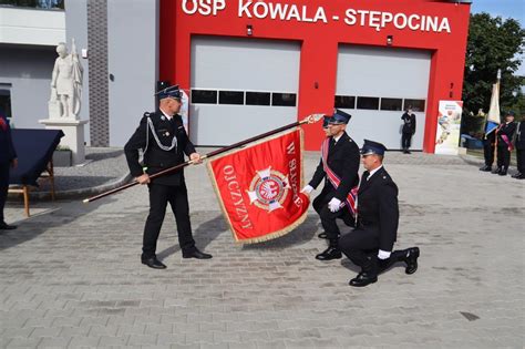 Zdjęcie uroczystości przekazania sztandaru OSP Lachowice