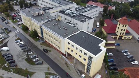 Zdjęcie orkiestry w Jarocinie w 1964 roku z kierownikiem Zbigniewem Szczepanowskim oraz kapelmistrzami Eugeniuszem Jasińskim, Józefem Smorawińskim i Leonardem Gołębiowskim