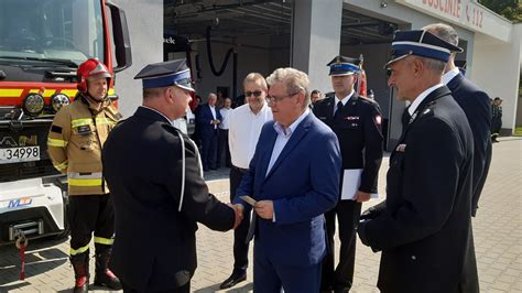 Uroczyste przekazanie kluczyków do Fiata Ducato w OSP