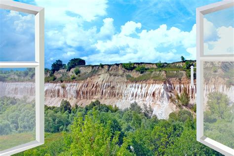 Panoramiczne zdjęcie Bielska-Białej z widokiem na Beskidy