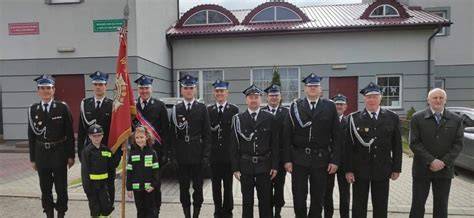 Uroczysta ceremonia przekazania aktu włączenia OSP Wólka Orłowska do struktur KSRG z udziałem pocztów sztandarowych