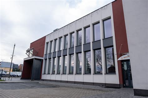 Zdjęcie przedstawiające fasadę Centrum Animacji Społecznej w Zdunach