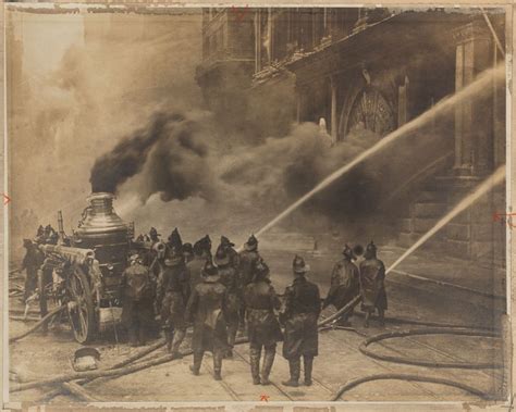 Historical photo of OSP Linia firefighters from the early years (1930s)