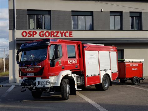 Zdjęcie aktualnego składu OSP Gorzyce lub ich nowoczesnego sprzętu