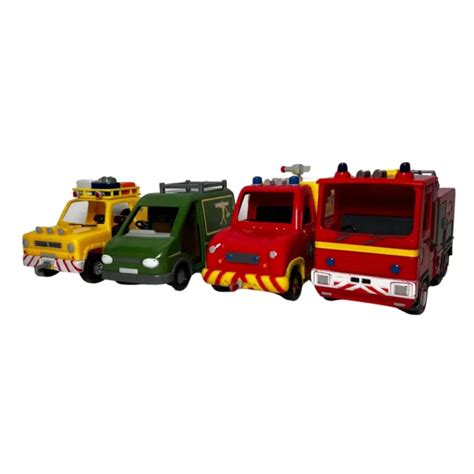 A photo of the five Fireman Sam vehicles included in the Dickie Toys set: Jupiter, Venus, Wallaby, Mercury, Hydrus