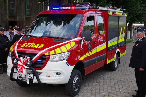 Średni wóz ratowniczo-gaśniczy Mercedes OSP Jedwabno