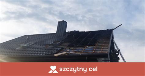 zdjęcie domu po pożarze wywołanym uderzeniem pioruna