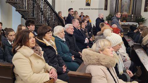 Uczestnicy pogrzebu księdza Ireneusza Skubisia