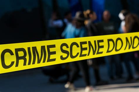 Thematic photo of emergency services at the scene of a crime