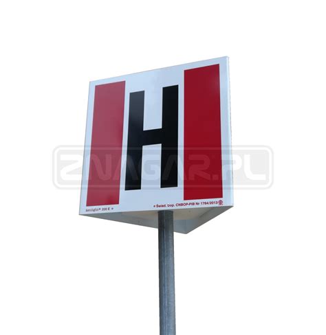 przykład oznakowania hydrantu zewnętrznego tabliczką orientacyjną