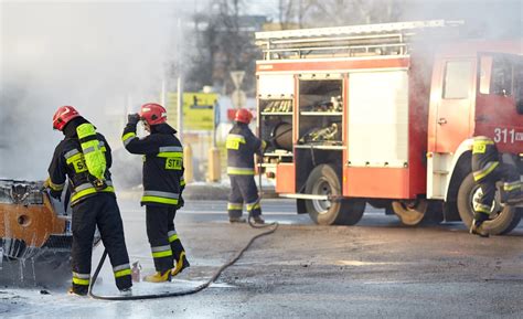zdjęcie z akcji gaśniczej pożaru na ul. Krańcowej w Poznaniu