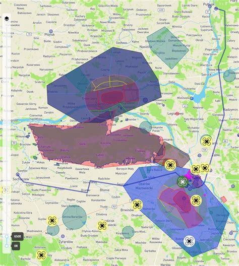 Mapa Ukrainy z zaznaczonymi obszarami ataków dronów 24 marca