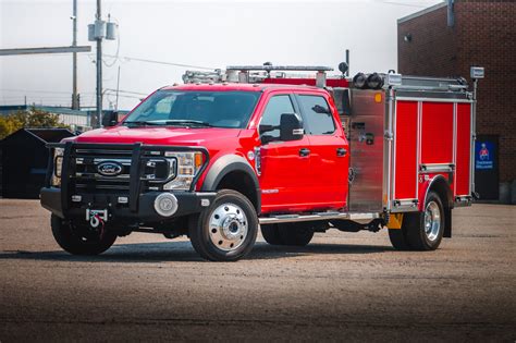 Thematic photo of a fire truck of the Voluntary Fire Department on duty