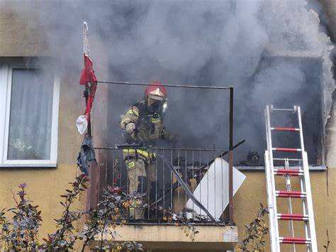 Strażacy na miejscu akcji gaśniczej w Wisznicach