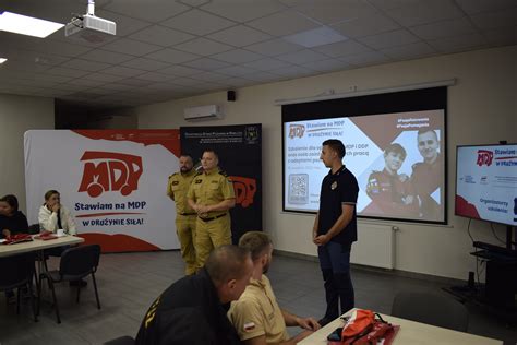 zdjęcie Zbigniewa Gumułki lub grupy opiekunów MDP na szkoleniu