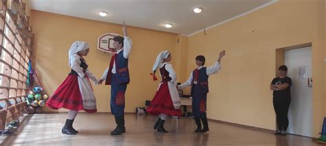 Członkowie zespołu ludowego 