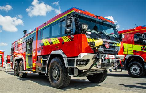 Wóz strażacki Tatra Force na targach IFRE 2025