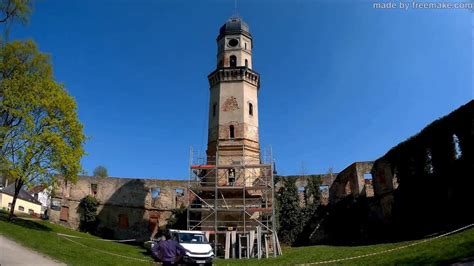 Zdjęcie odbudowanej wieży pałacowej lub postępów prac rewitalizacyjnych