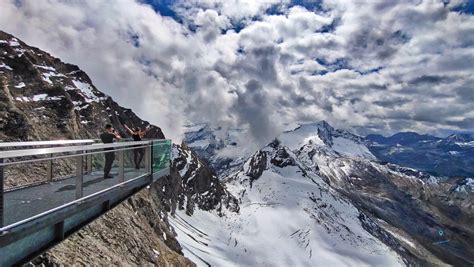 Kitzsteinhorn - widok ogólny alpejskiego kurortu