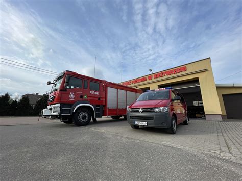 Zewnętrzny widok na remizę OSP Sieraków Śląski