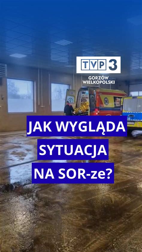 Zdjęcie przedstawiające ewakuację pacjentów ze szpitala lub ratowników
