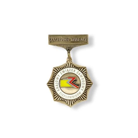 Kolekcja medali i odznaczeń strażackich wykonanych na zamówienie.