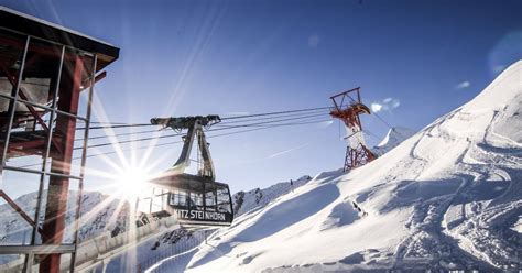 Widok na lodowiec Kitzsteinhorn i stację kolejki