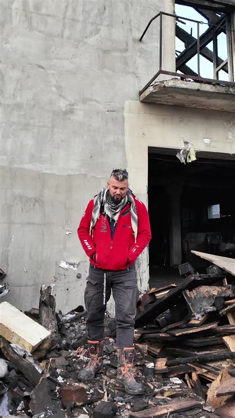 zdjęcie przedstawiające symboliczne wsparcie dla pogorzelców