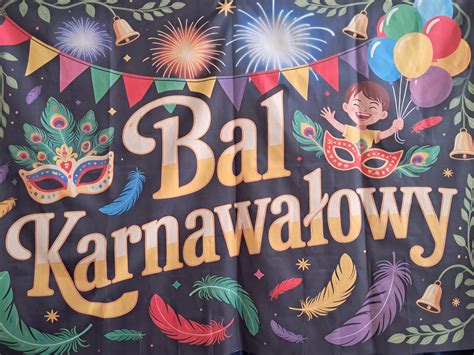 Zabawa karnawałowa dzieci w kolorowych strojach