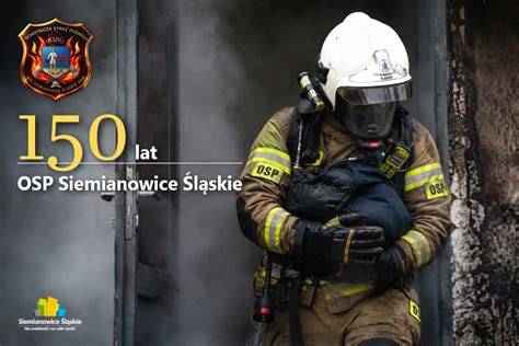 Historyczne zdjęcie strażaków OSP Stronie Śląskie z pierwszych lat działalności