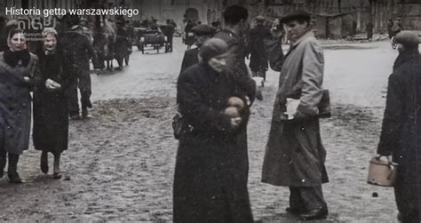 Scena z getta warszawskiego przedstawiająca głodujących ludzi
