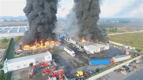 schemat przebiegu pożaru w zakładzie przetwórstwa odpadów w Myszkowie