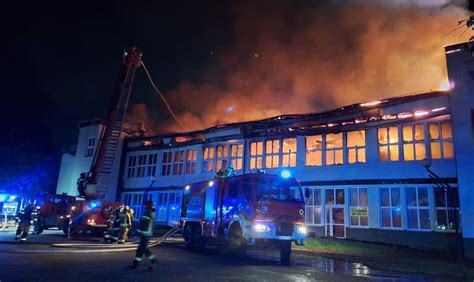 zdjęcie pogorzeliska dawnego kina Leśnik w Hajnówce